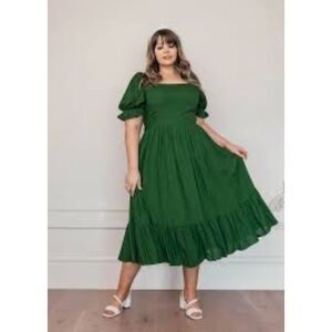 JessaKae Green Puff Sleeve Clover Smocked Puff Sleeve Midi Dress, size M